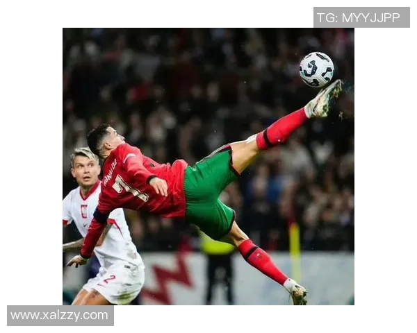 全球足球巨星风采展示与传奇故事解析 全球足球巨星风采展示与传奇故事解析